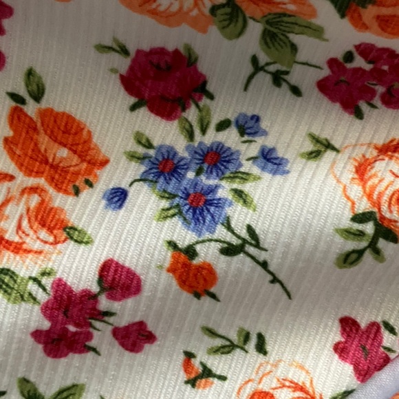 Women’s Floral Bikini - Picture 2 of 4